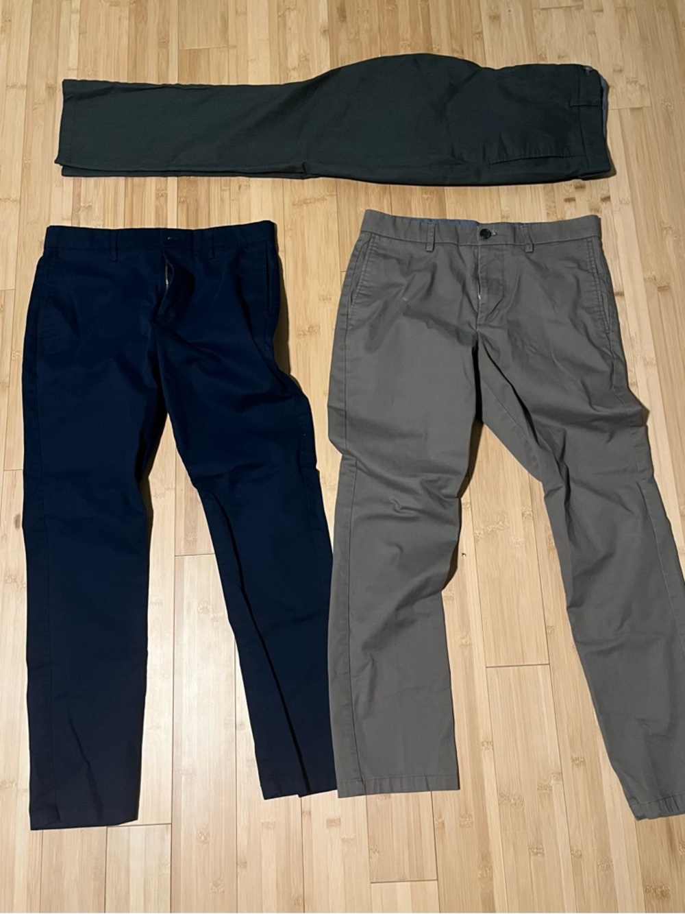 3 Pack Bundle! Old Navy Men's Chino Pants Trio in Navy, Gray, and Olive